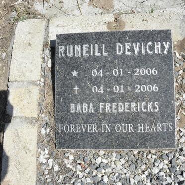 DEVICHY Runeill 2006-2006 :: FREDERICKS Baba