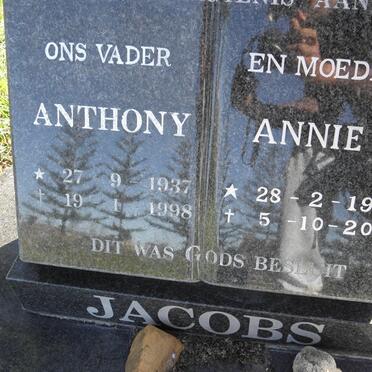 JACOBS Anthony 1937-1998 &amp; Annie 1936-2008