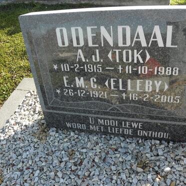 ODENDAAL A.J. 1915-1988 &amp; E.M.C. 1921-2005