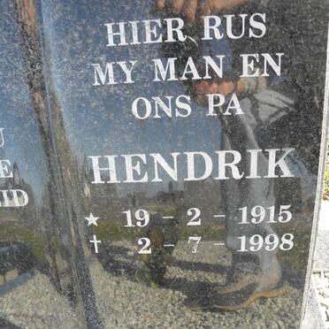 OOSTHUIZEN Hendrik 1915-1998 &amp; Freda VIVIER 1924-2001