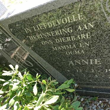 ROUX Fanie, le 1915-2002 &amp; Annie 1914-2012