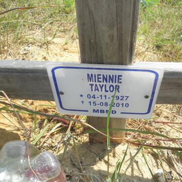 TAYLOR Miennie 1927-2010