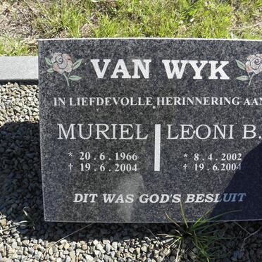 WYK Muriel, van 1966-2004 :: VAN WYK Leoni B. 2002-2004
