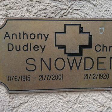 SNOWDEN Anthony Dudley 1915-2001 &amp; Christina 1920-2014