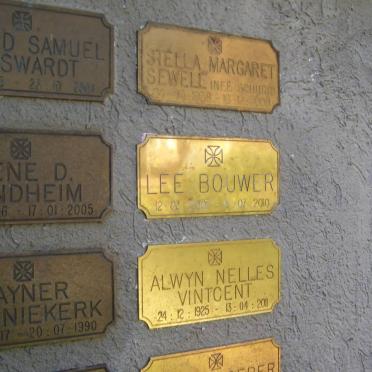 BOUWER Lee 2007-2010 :: SEWELL Stella Margaret 1938-2009 :: VINTCENT Alwyn Nelles 1925-2011