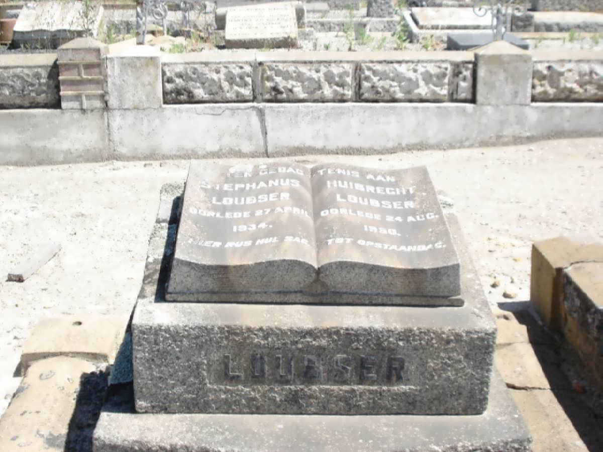 LOUBSER Stephanus -1934 &amp; Huibrecht -19?0