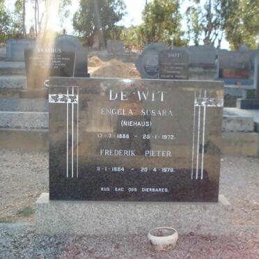 WITT Frederik Pieter, de 1884-1979 &amp; Engela Susara NIEHAUS 1888-1972
