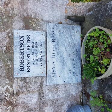 ROBERTSON Ernest Peter 1924-1999 &amp; Daisy S. LUBBE 1928-2010