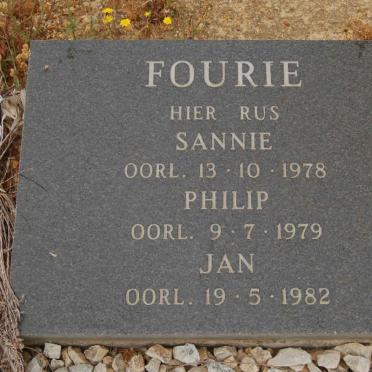 FOURIE Sannie  -1978 :: FOURIE Philip -1979 :: FOURIE Jan -1982