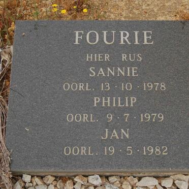 FOURIE Sannie  -1978 :: FOURIE Philip -1979 :: FOURIE Jan -1982