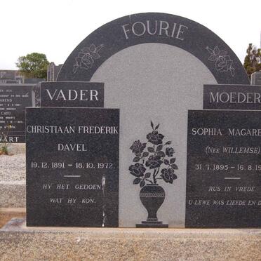 FOURIE Christiaan Frederik Davel 1891-1972 &amp; Sophia Magaretha WILLEMSE 1895-1968