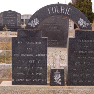 FOURIE Willie A.H. 1909-1966 &amp; C.E. 1912-1968