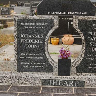 THEART Johannes Frederik 1912-1984 &amp; Elizabeth Catharina Susanna 1913-2005