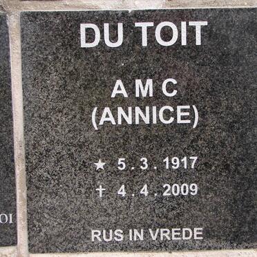 TOIT A.M.C., du  1917-2009