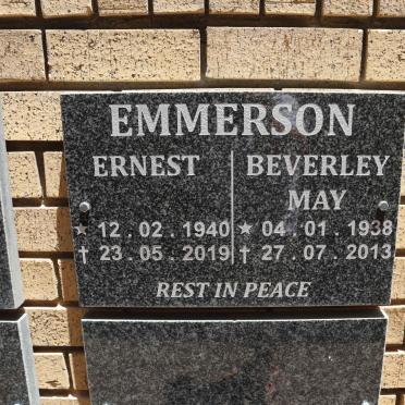 EMMERSON Ernest 1940-2019 &amp; Beverley May 1938-2013