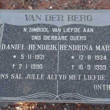 BERG Daniël Hendrik, van der 1921-1990 &amp; Hendrina Maria 1924-1999