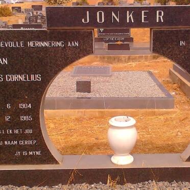 JONKER Johannes Cornelius 1904-1985 &amp; Elsie Dorothea Maria ROELOFSE 1904-1977