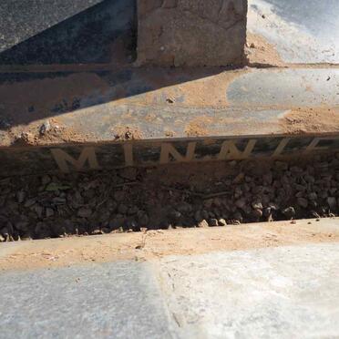 MINNIE Anna M. 1905-1983 :: MINNIE Dina J. 1908-1992_2