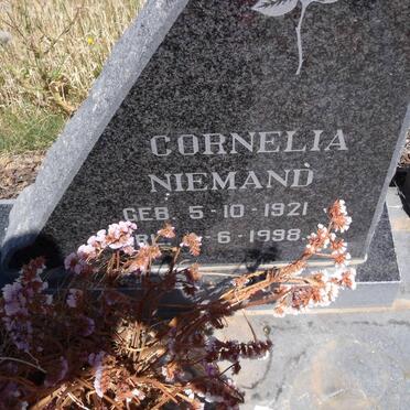 NIEMAND Cornelia 1921-1998
