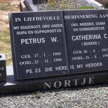 NORTJE Petrus W. 1905-1990 &amp; Catherina C. BENEKE 1913-1996