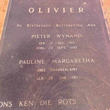 OLIVIER Pieter Wynand 1910-1985 &amp; Pauline Margaretha CHAMBERLAIN 1911-