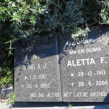 VERSTER Ryno A.J. 1910-1982 & Aletta F. 1913-2004 _1