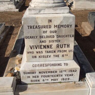 RUTH  Vivienne  1929-1942