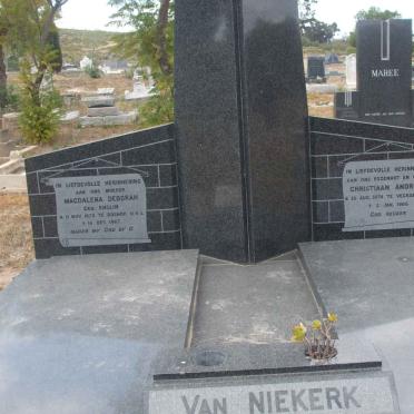 NIEKERK Christiaan Andreas, van 1874-1966 &amp; Magdalena Deborah ENSLIN 1873-1967