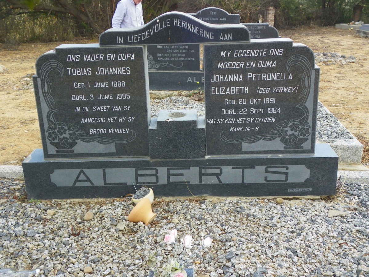 ALBERTS Tobias Johannes 1888-1985 & Johanna Petronella Elizabeth VERWEY 1891-1964