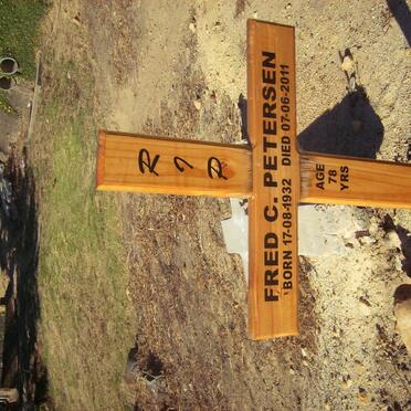 PETERSEN Fred C. 1932-2011