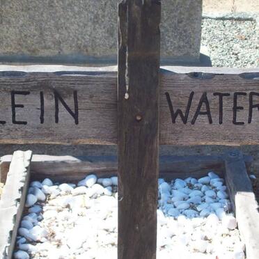 WATERPOEL Klein