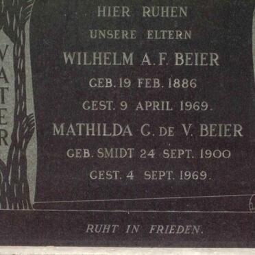 BEIER Wilhelm A.F. 1886-1969 &amp; Mathilda G. de V. SMIDT 1900-1969