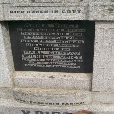 VOIGT Carl Gustav Wilhelm 1867-1947 &amp; Anna 1871-1924