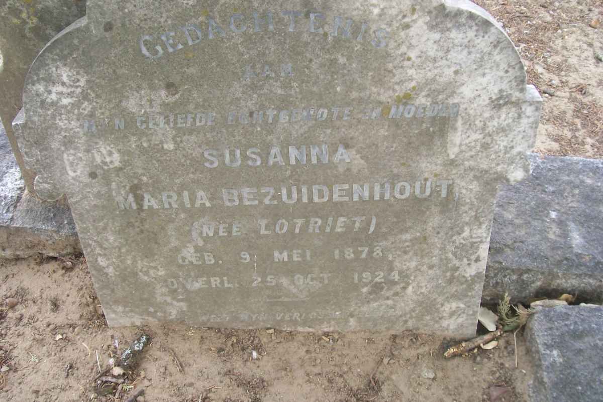 BEZUIDENHOUT Susanna Maria nee LOTRIET 1878-1924