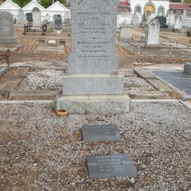 FECHTER Louis C.F. &amp; Family