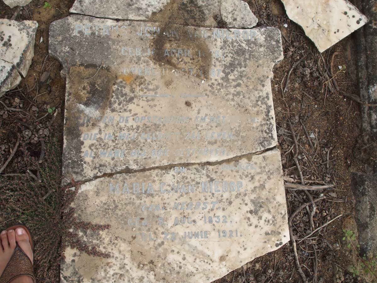 NIEROP Petrus Johan, van 1826-1887 &amp; Maria C. HERBST 1832-1921