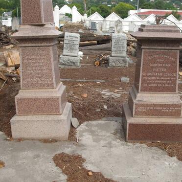 ROUX Pieter Christiaan, le -1919 &amp; Margarietha Jacoba ENSLIN 1842-1910