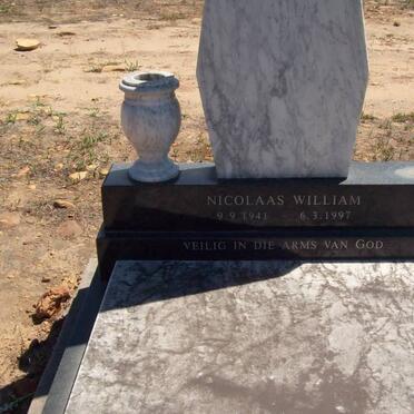 FOURIE Nicolaas William 1941-1997