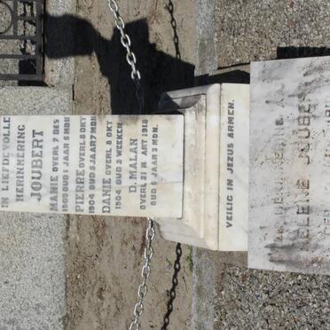 JOUBERT Pierre -1904 :: JOUBERT Manie -1903 :: JOUBERT Danie -1904 :: JOUBERT Helene 1910-1970 :: JOUBERT D. Malan -1918