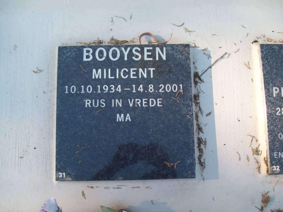 BOOYSEN Milicent 1934-2001