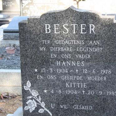BESTER Hannes 1904-1978 &amp; Kittie 1904-1985