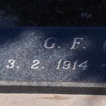 EASTON G.F. 1914-1971 &amp; Anna 1914-2010