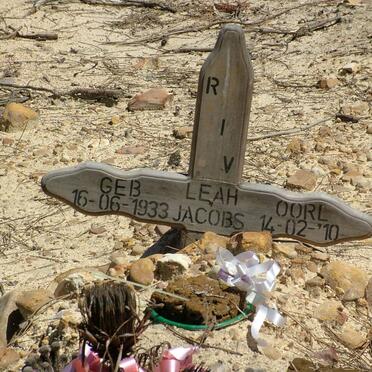 JACOBS Leah 1933-2010