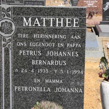 MATTHEE Petrus Johannes Bernardus 1935-1994 & Petronella Johanna 