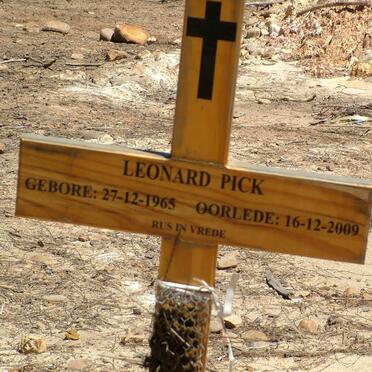 PICK Leonard 1965-2009