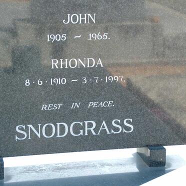 SNODGRASS John 1905-1965 & Rhonda 1910-1997