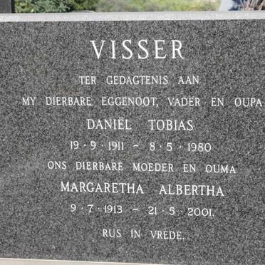 VISSER Daniël Tobias 1911-1980 &amp; Margaretha Albertha 1913-2001