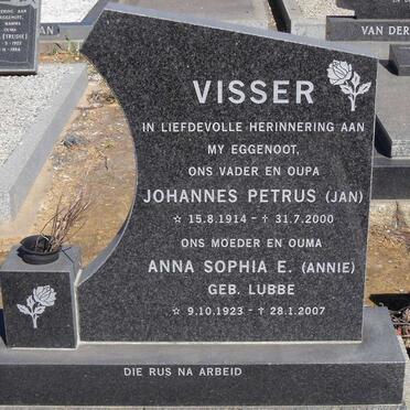 VISSER Johannes Petrus 1914-2000 &amp; Anna Sophia E. LUBBE 1923-2007