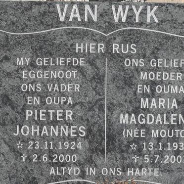 WYK Pieter Johannes, van 1924-2000 & Maria Magdalena J. MOUTON 1930-2007