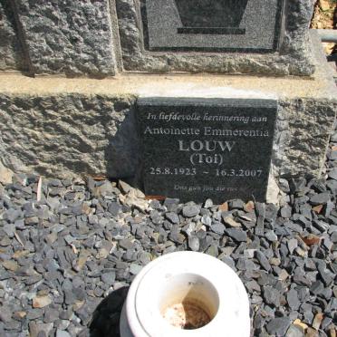 LOUW Antoinette Emmerentia 1923-2007